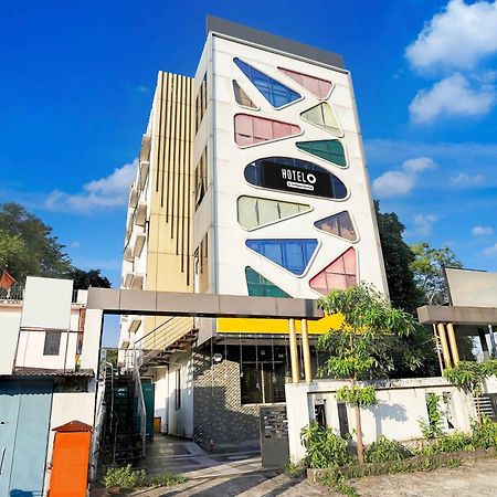 Super Hotel O Katol Road Friends Colony Нагпур Экстерьер фото